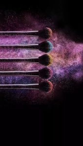 کاربرد پودر اکلیل رنگی 