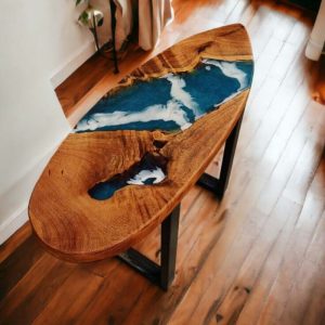 رزرین اپوکسی در سطح میز